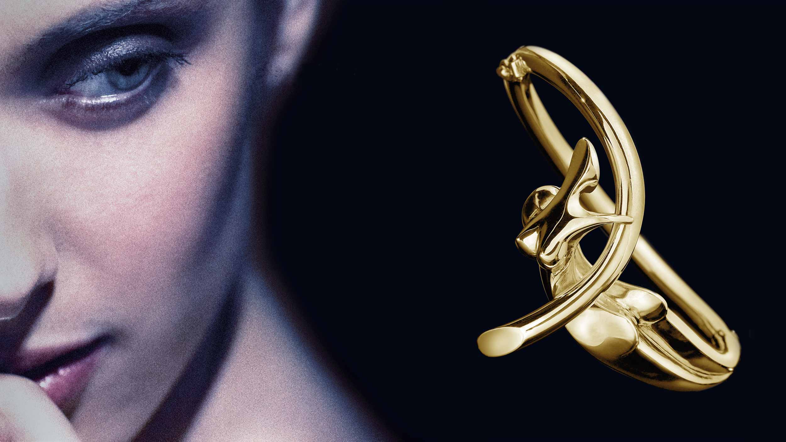Nina, Bracelet 18 - carat gold, signed by the artist Marion Bürklé